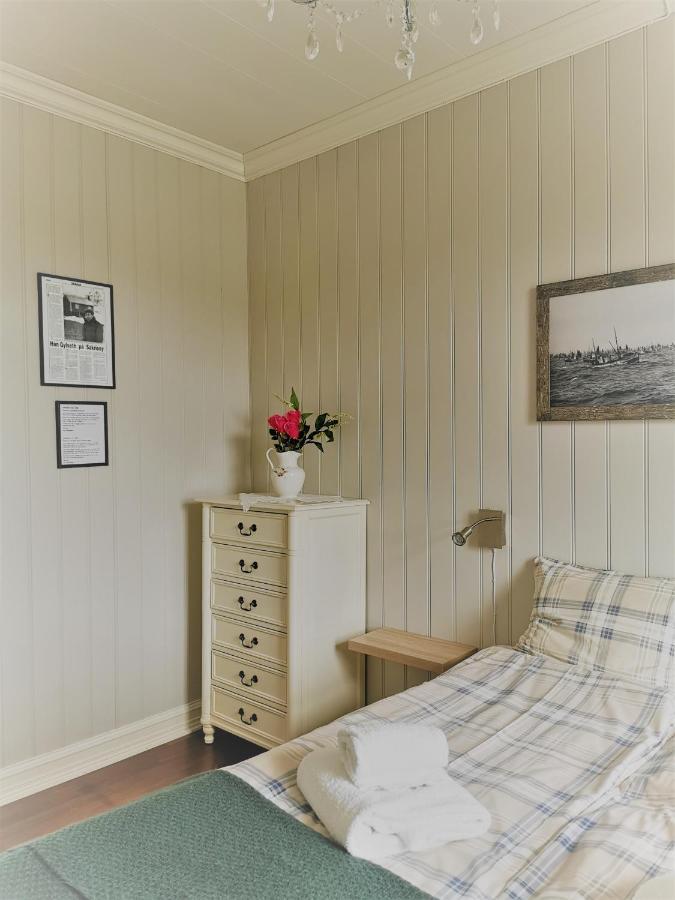 Gjestgiverier Sakrisøy Gjestegård - Solbakken Anno 1880 Reine