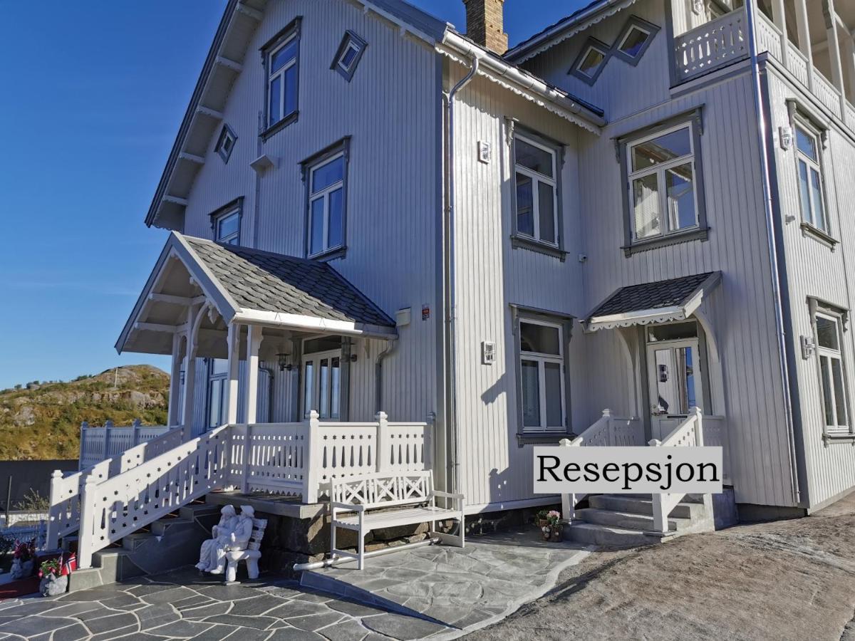 Gjestgiverier Sakrisøy Gjestegård - Solbakken Anno 1880 Reine